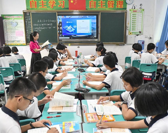 筑牢教育公正保障线学校将教育资助作为饯别教育公正的重要行动 筑牢教育公正保障线学校将教育资助作为饯别教育公正的重要行动